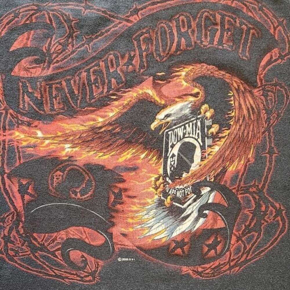 Vintage Y2K POW Prisoner of War T-Shirt Black Tomahawk Bike Week 2006 size XL. - Picture 2 of 5